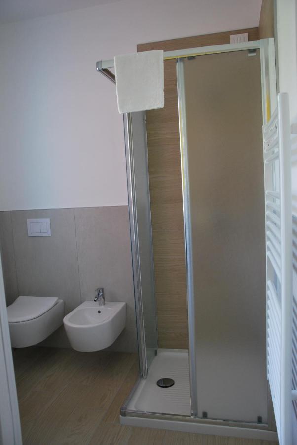 B&B Da Rosy Lazise Bagian luar foto