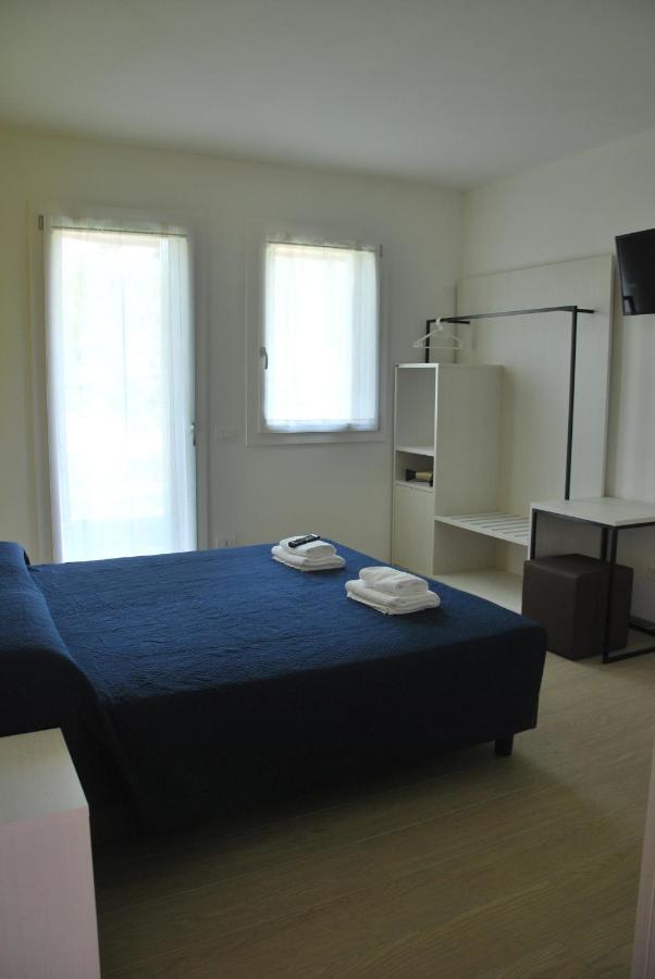 B&B Da Rosy Lazise Bagian luar foto