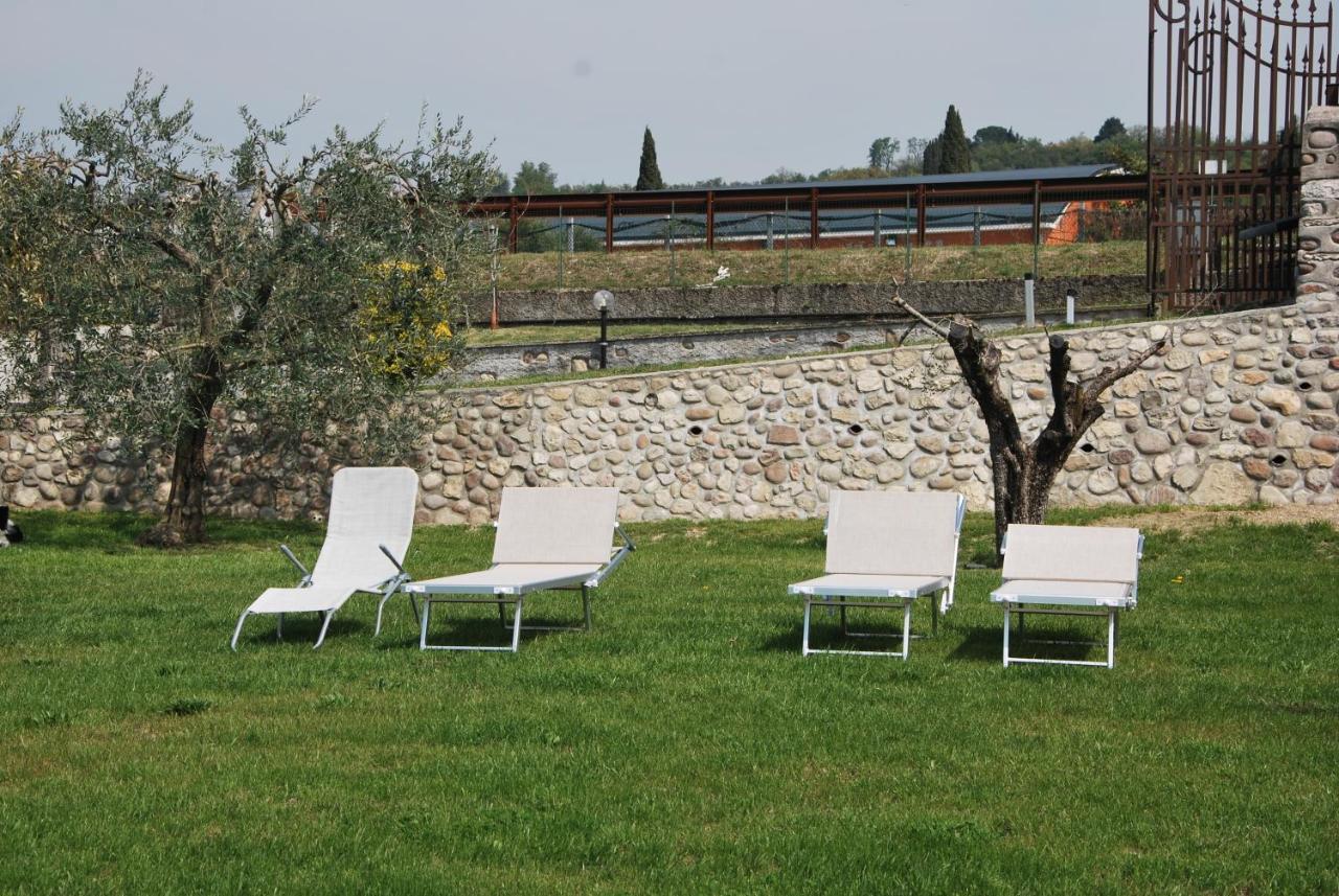 B&B Da Rosy Lazise Bagian luar foto