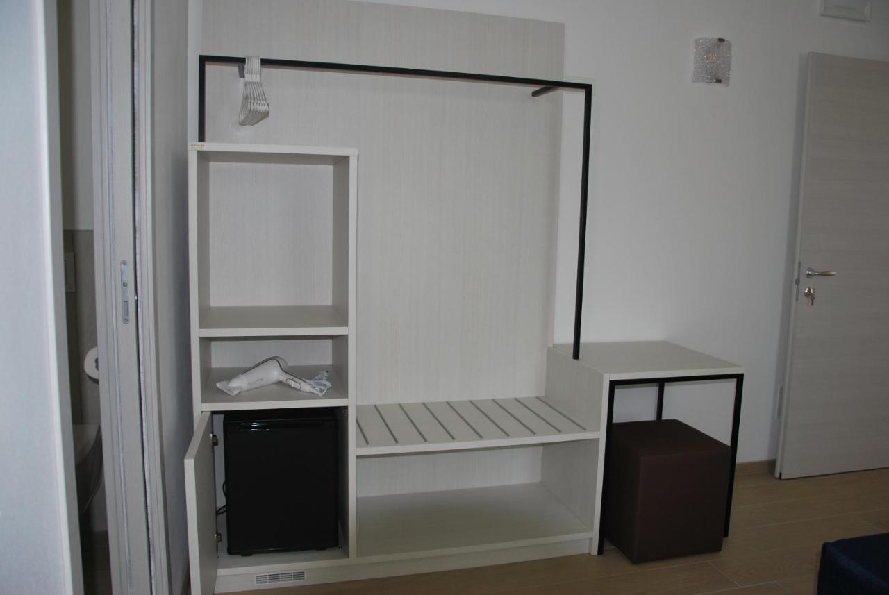 B&B Da Rosy Lazise Bagian luar foto