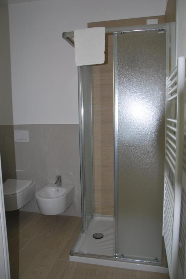 B&B Da Rosy Lazise Bagian luar foto